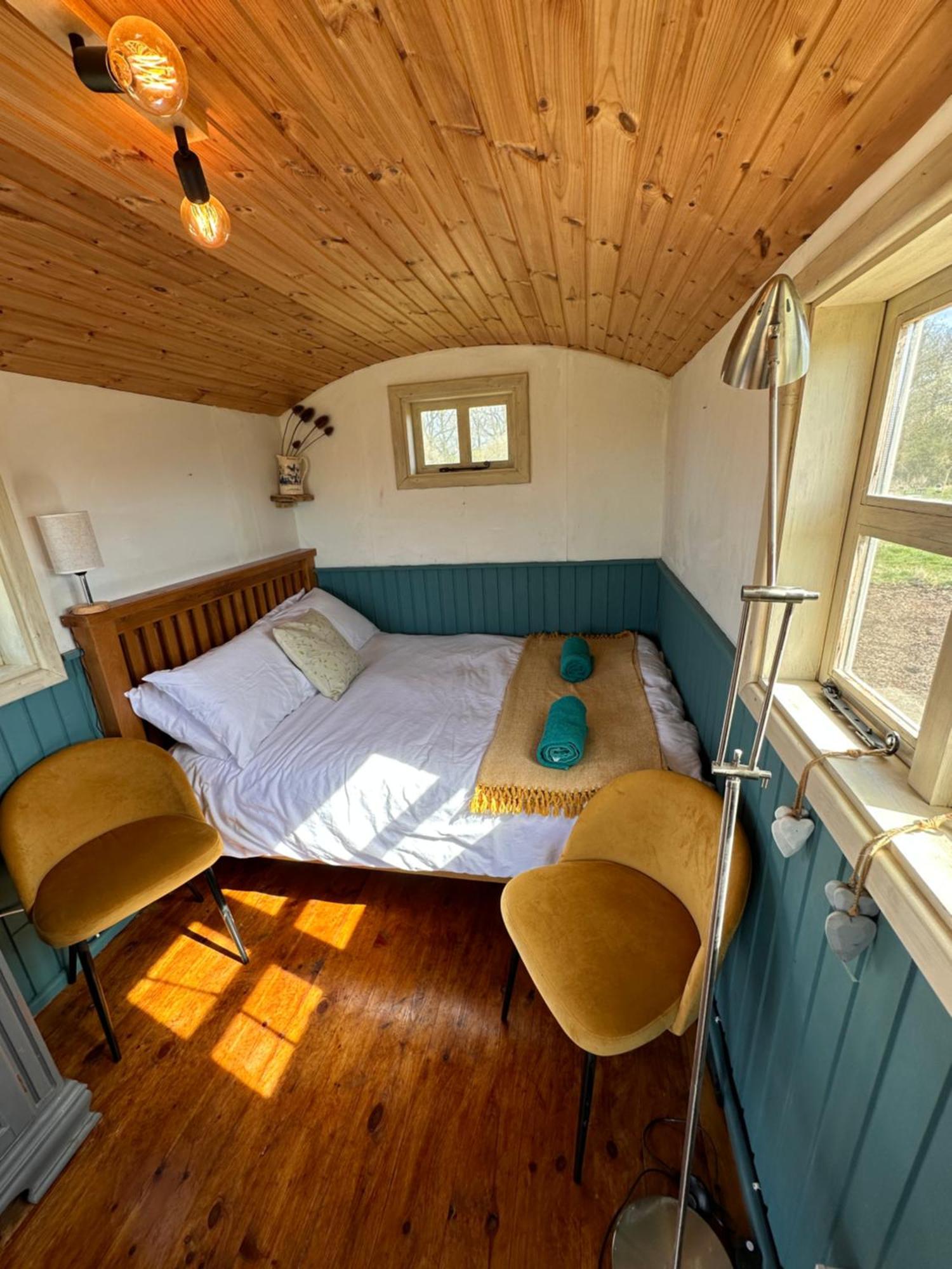 Buzzard Holt Hosting Hotel Buckingham Room photo